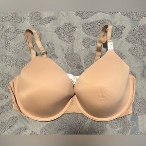 PINK Victoria’s Secret Wear Everywhere Lightly Lined T-Shirt Bra Tan 36D